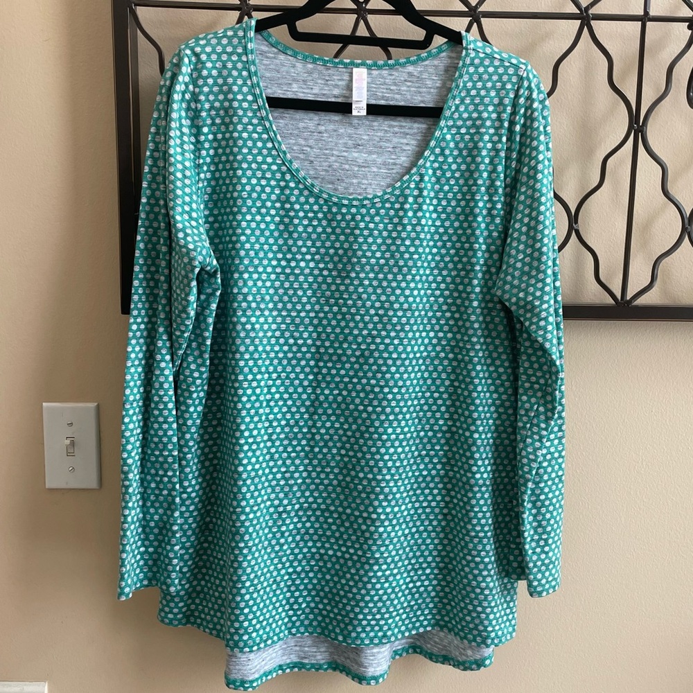 LuLaRoe Lynnae long sleeve top. NWOT size XL